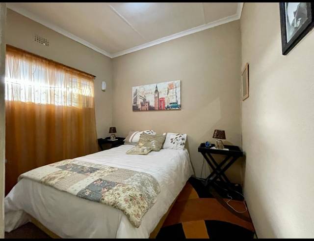 4 BEDROOM HOUSE FOR SALE IN THREE RIVERS EAST